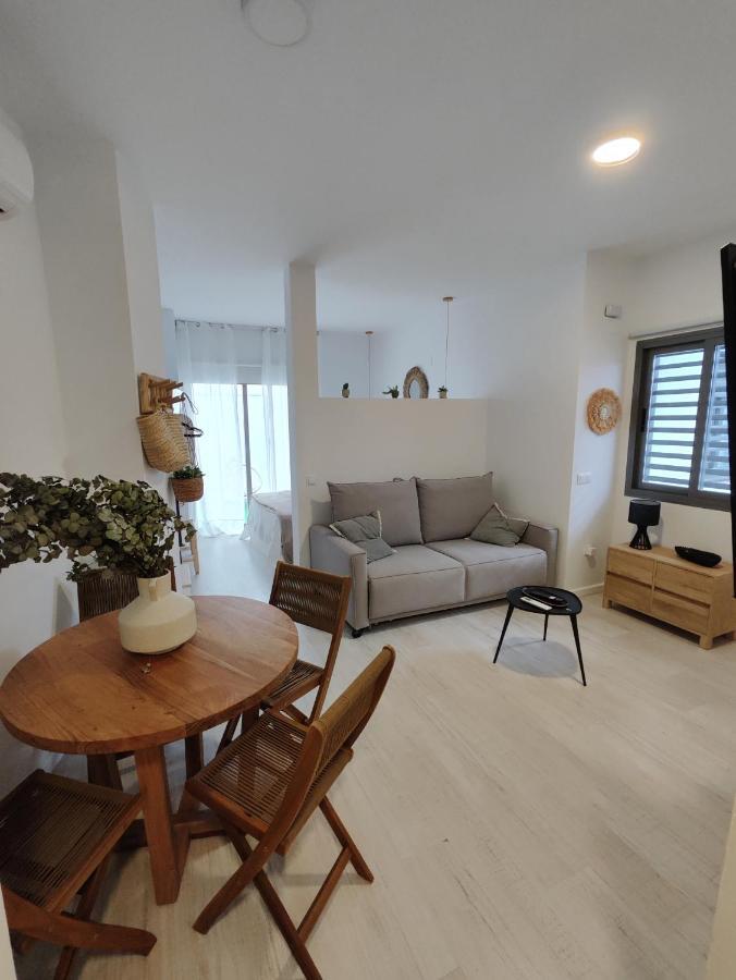 Apartamento Dos Aceras マラガ エクステリア 写真
