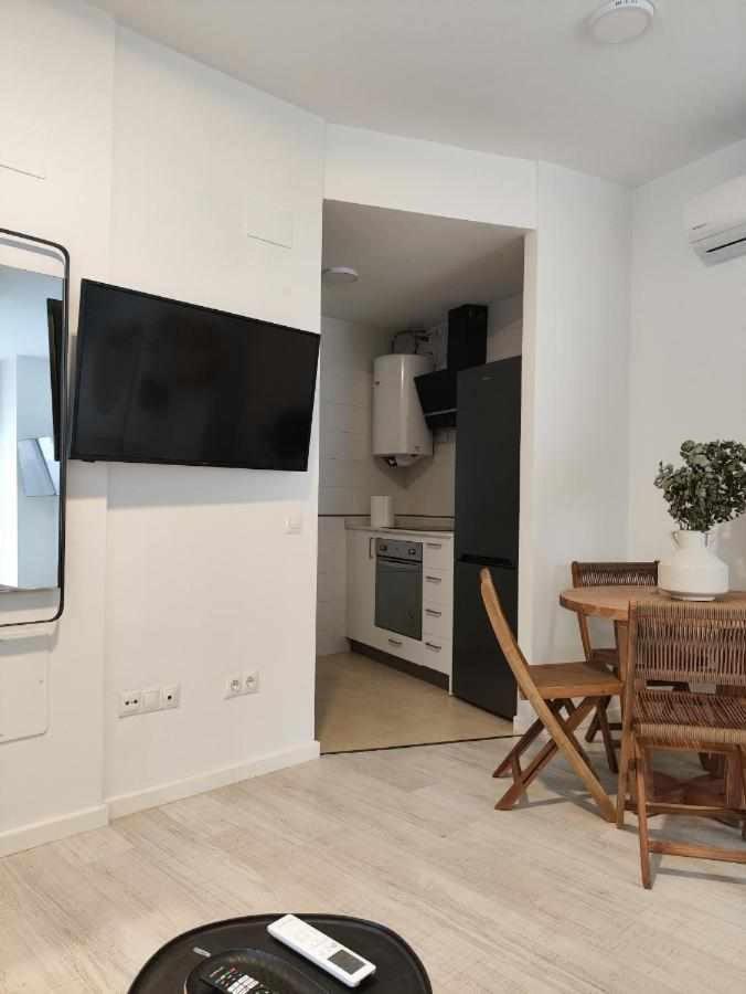 Apartamento Dos Aceras マラガ エクステリア 写真
