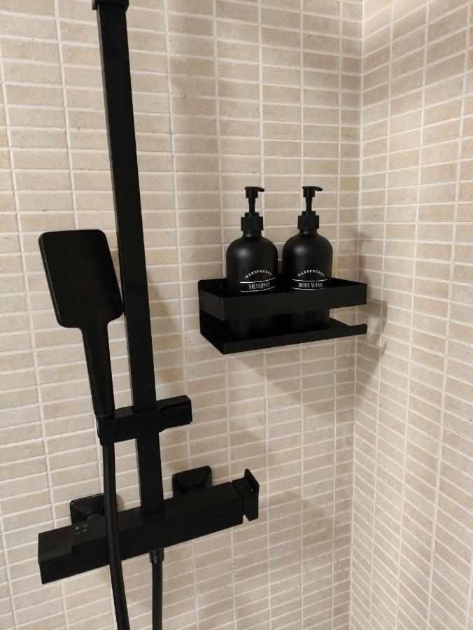 Apartamento Dos Aceras マラガ エクステリア 写真